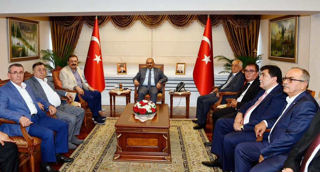 HİSARCIKLIOĞLU TRABZON’DA ÇEŞİTLİ ZİYARETLERDE BULUNDU