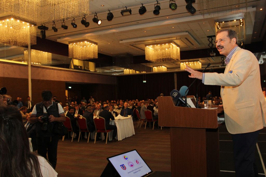 TRABZON’A DEĞER KATANLAR ÖDÜL TÖRENİ