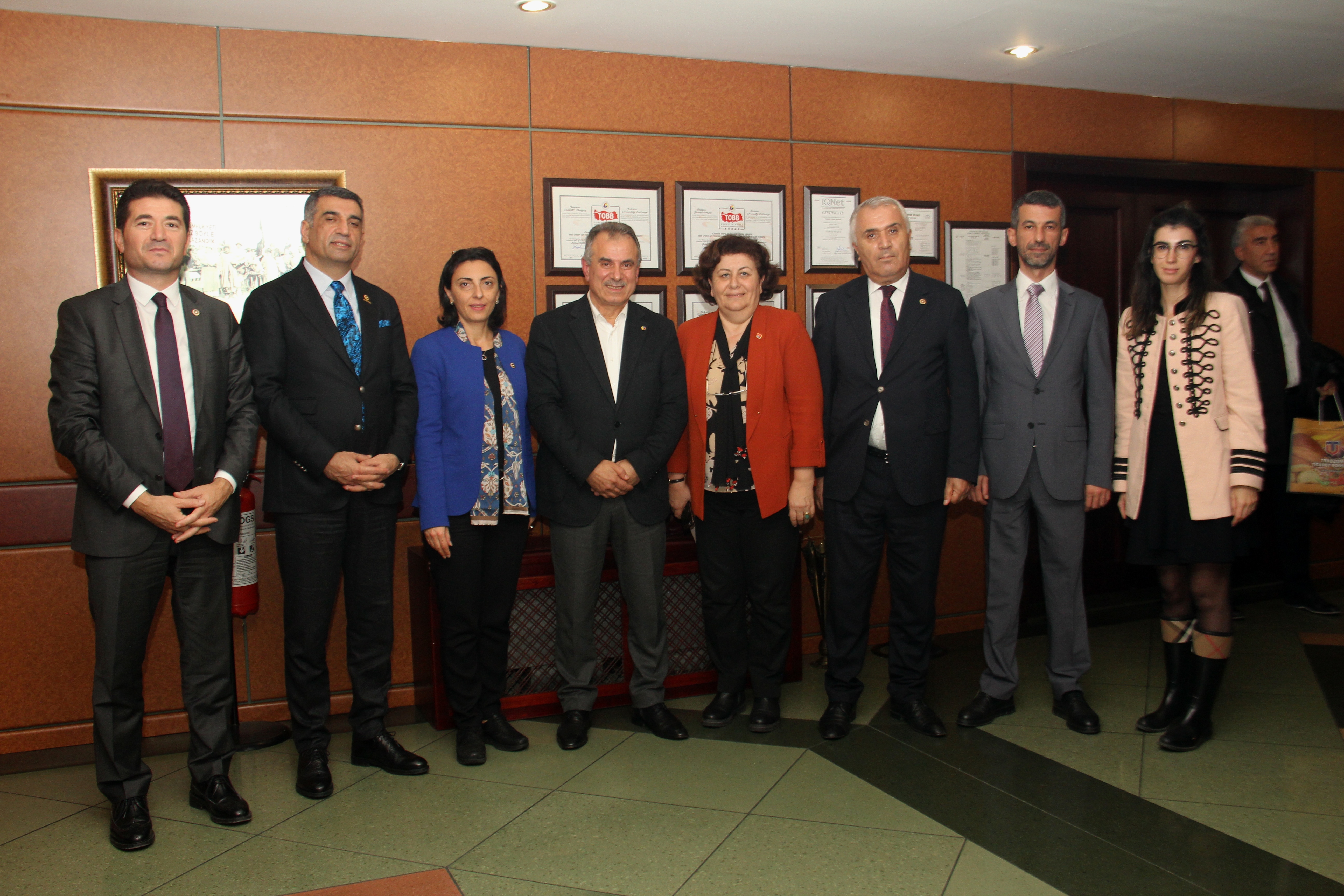 CHP’nin Ekonomi Politikaları Heyeti Borsa’da