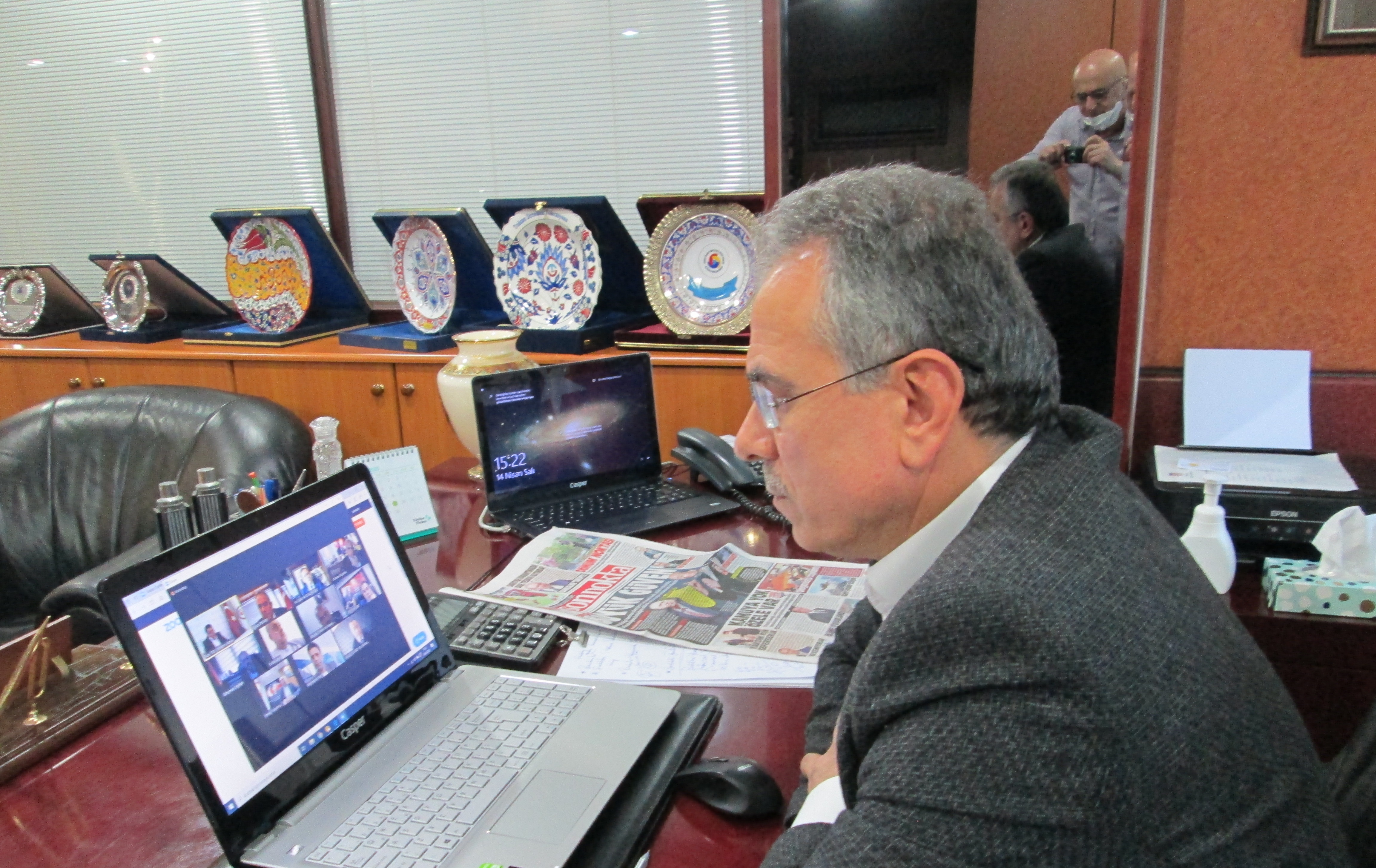 Bakan Pakdemirli, Ticaret Borsası başkanları ile telekonferans yöntemiyle buluştu