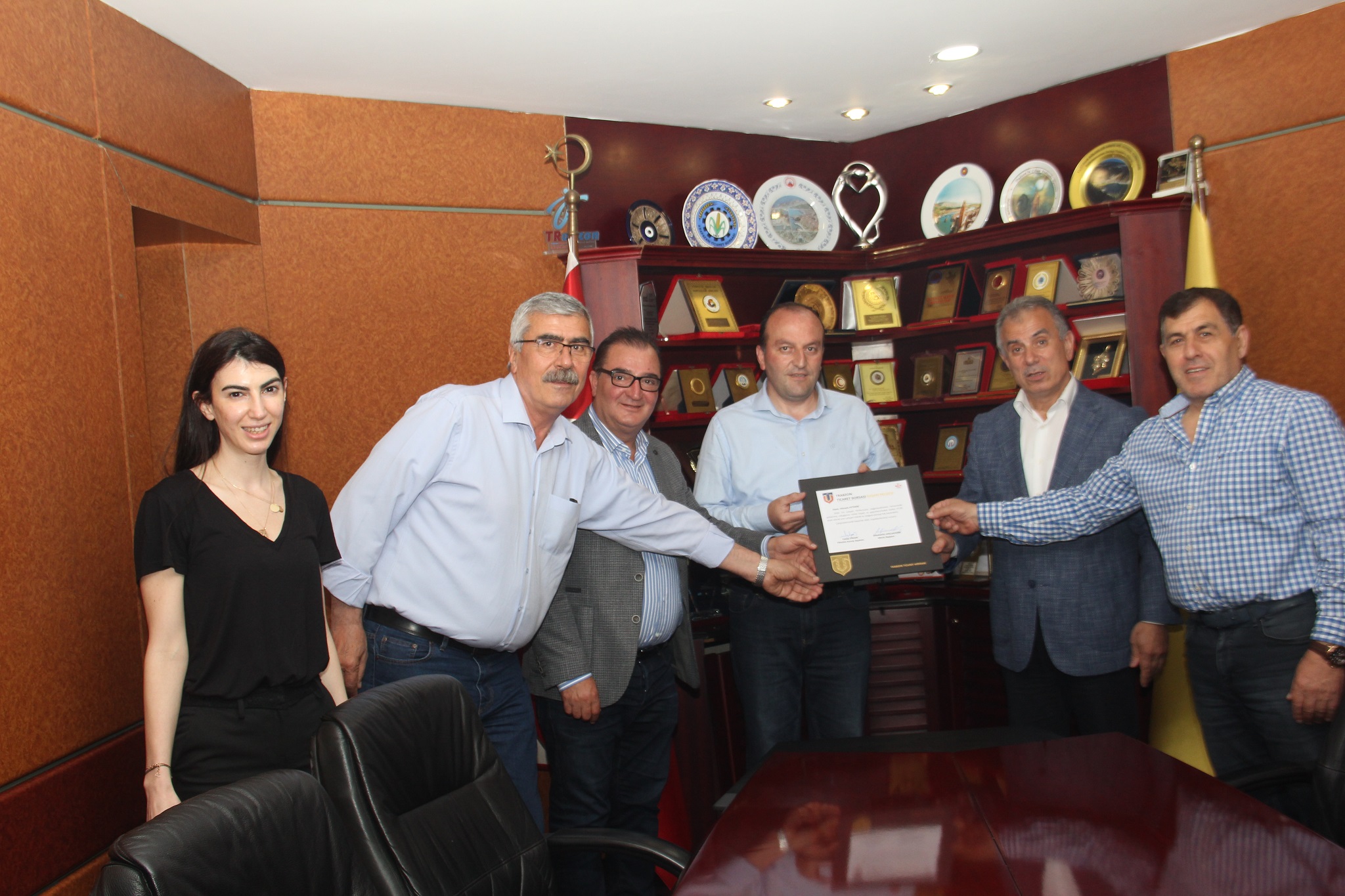 Ticaret Borsası’nda Hüseyin Aytekin, Yılın Çalışanı…