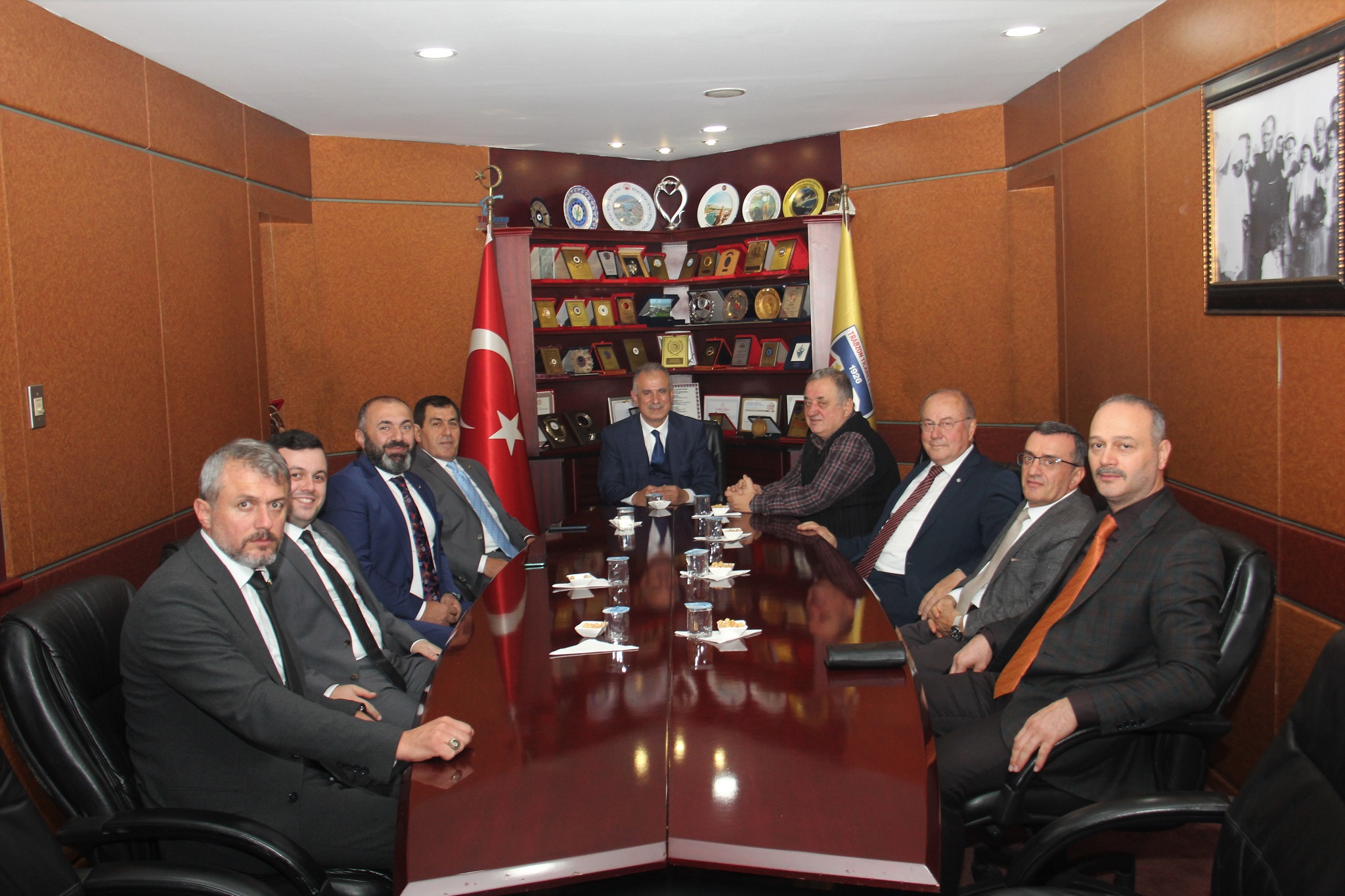 DKİB Heyetinden borsaya ziyaret