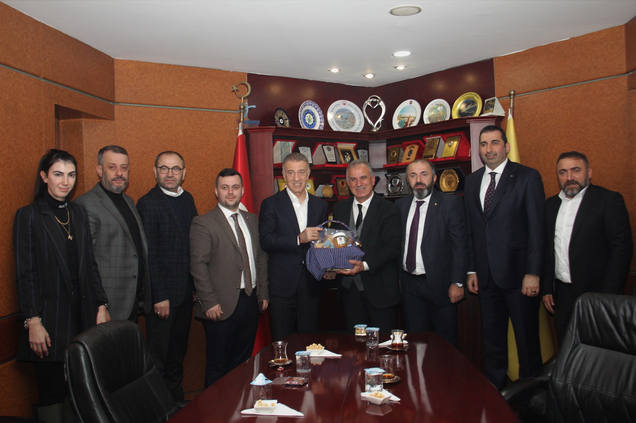 Trabzonspor Başkanı Ağaoğlu’ndan borsaya ziyaret 