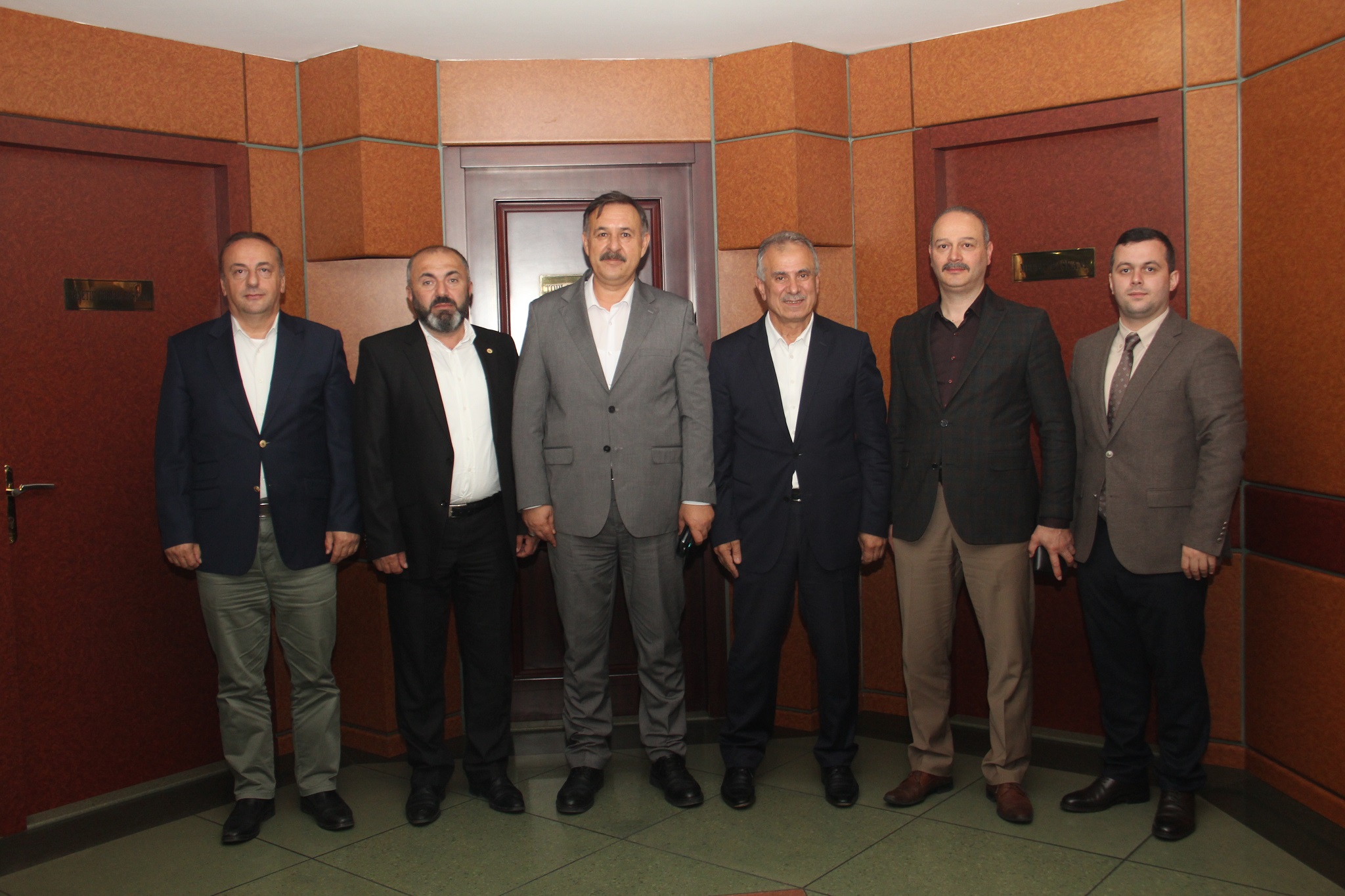 Trabzon Tarım ve Orman İl Müdürü İsa Kaplan’dan borsaya ziyaret