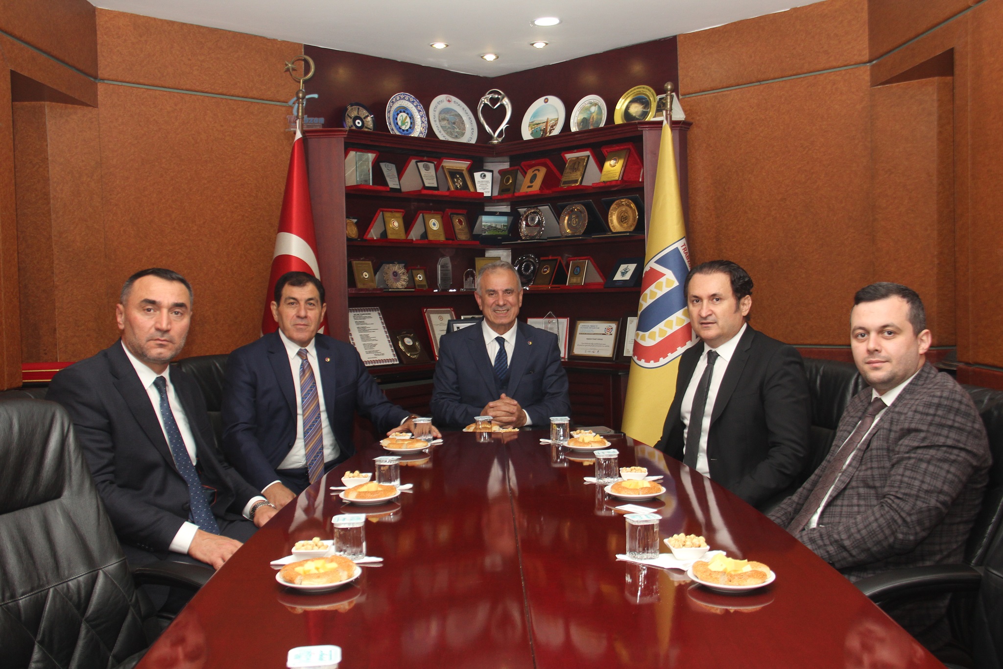 T.C. Ziraat Bankası Yöneticilerinden borsaya ziyaret