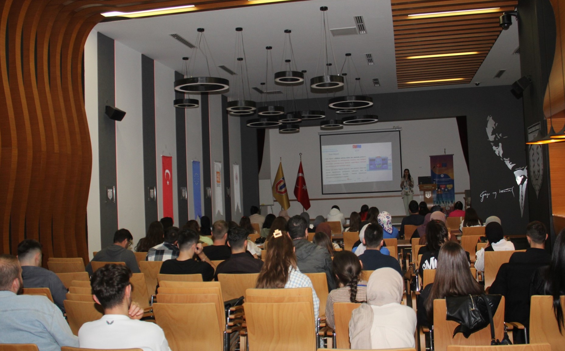 ‘Neet’ler Pazara Erişiyor' Projesi eğitim programları başladı