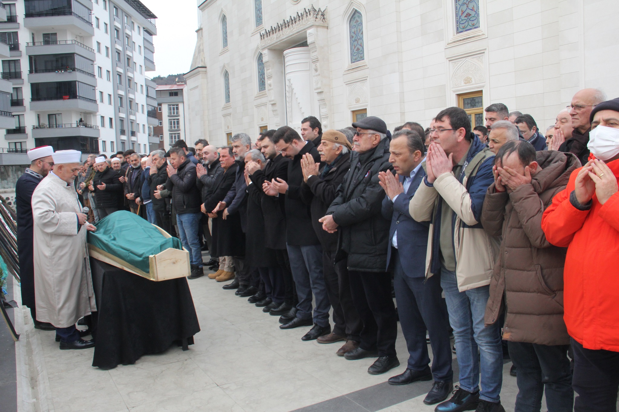Dursun Ali ARSLANTÜRK son yolculuğuna uğurlandı