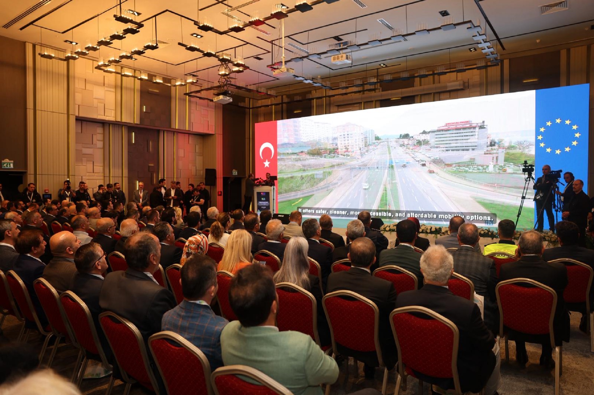 Trabzon Sürdürülebilir Kentsel Ulaşım Planı Konferansı ve Kapanış Toplantısı Gerçekleştirildi