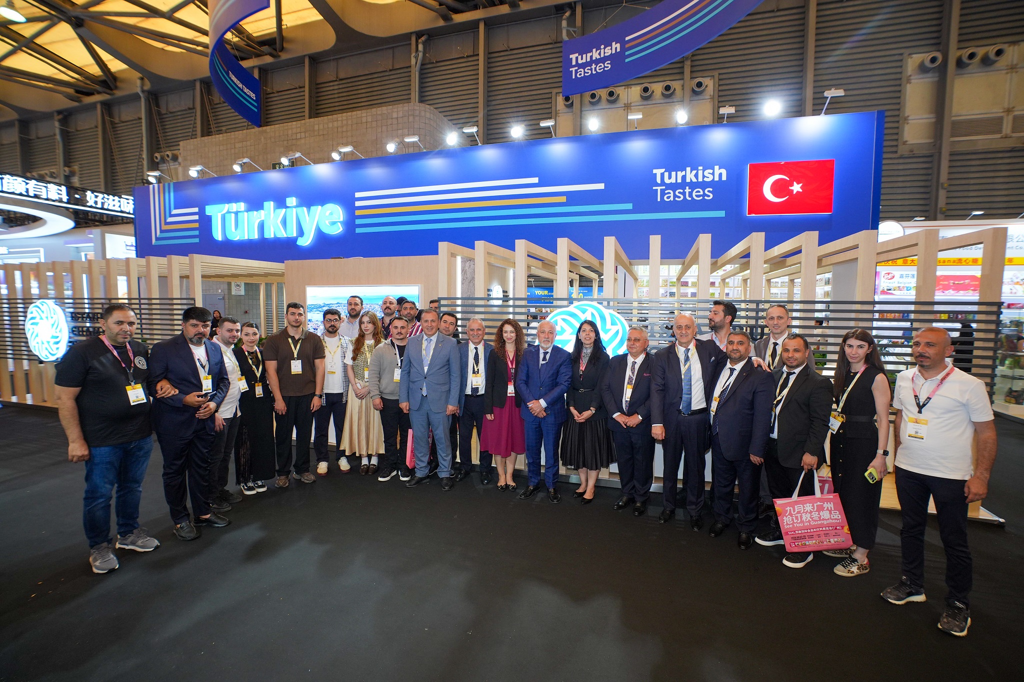Çin’de dünya gıda sektöründeki gelişmeler incelendi