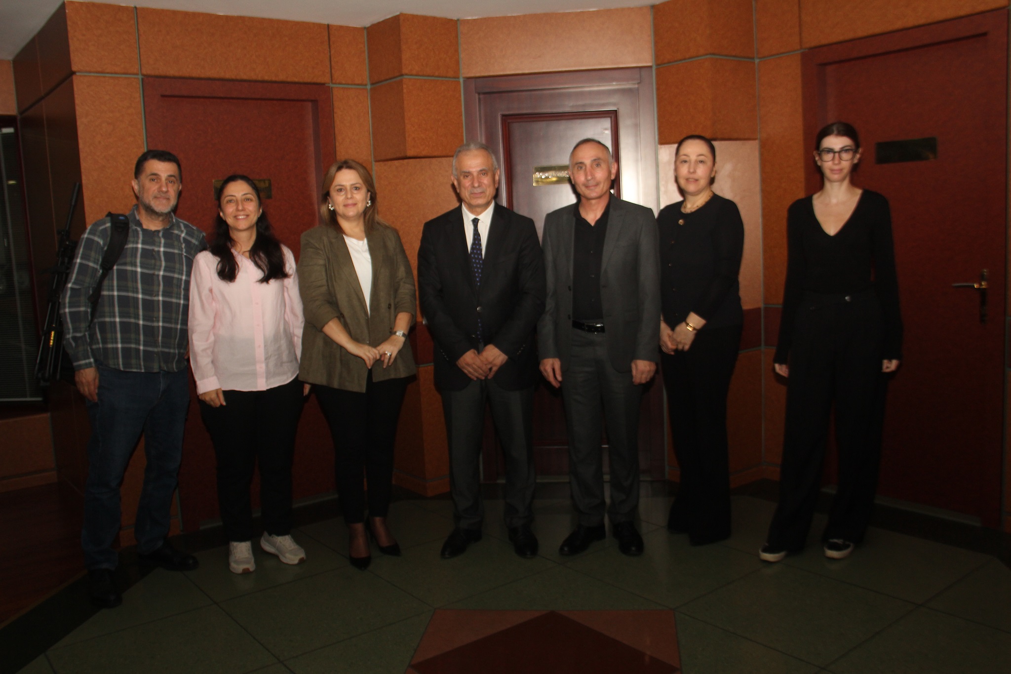 TRT TRABZON EKİBİNDEN BORSAYA ZİYARET